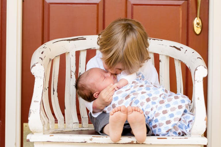 What to Expect the First Week Home With Your Newborn